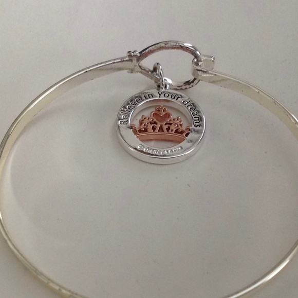 Disney Charm Bangle bracelet - Picture 1 of 4